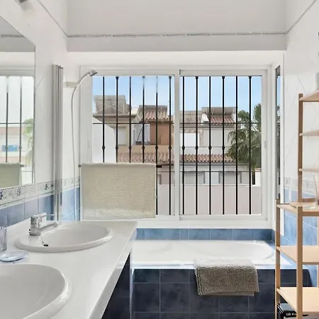 Adosado Con Solarium Y Piscina En - Vistamar 16 Lejlighed Marbella