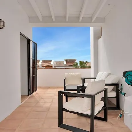Adosado Con Solarium Y Piscina En - Vistamar 16 Apartamento Marbella