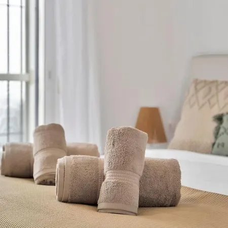 Adosado Con Solarium Y Piscina En - Vistamar 16