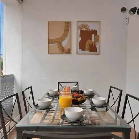 Adosado Con Solarium Y Piscina En - Vistamar 16