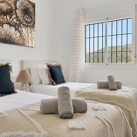 Apartment Adosado Con Solarium Y Piscina En - Vistamar 16 Marbella