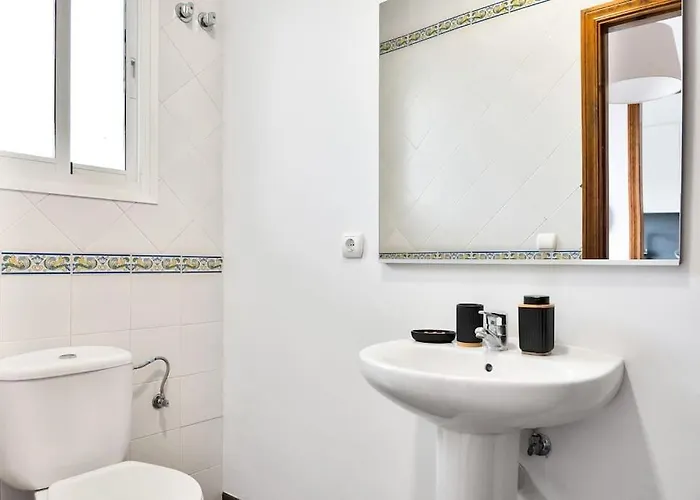 Adosado Con Solarium Y Piscina En - Vistamar 16 * Marbella