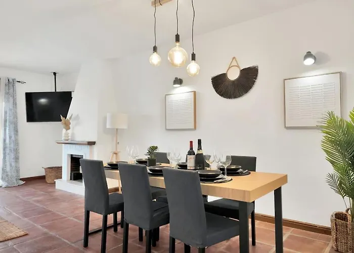 Adosado Con Solarium Y Piscina En - Vistamar 16 ماربيا