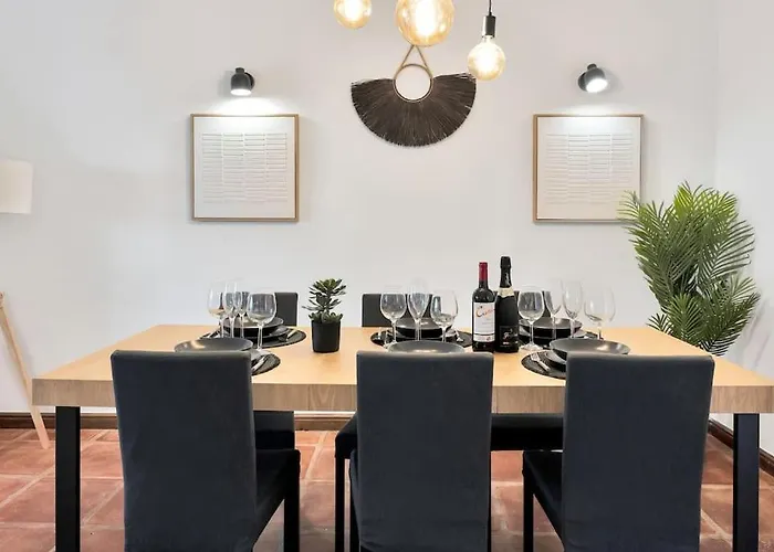 Apartament Adosado Con Solarium Y Piscina En - Vistamar 16 Marbella