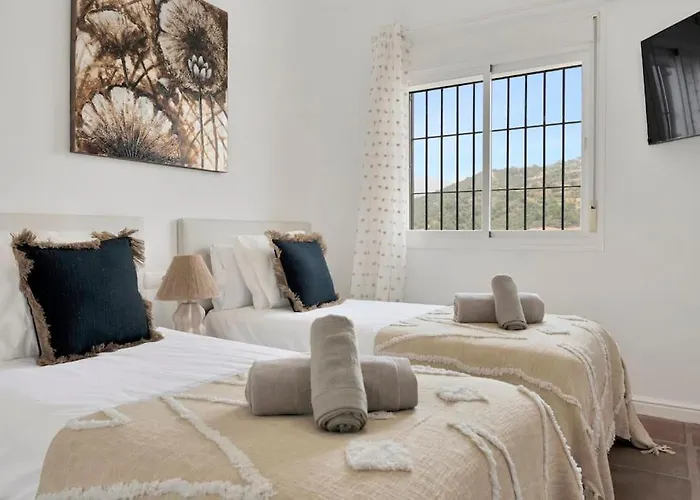 شقة Adosado Con Solarium Y Piscina En - Vistamar 16 ماربيا