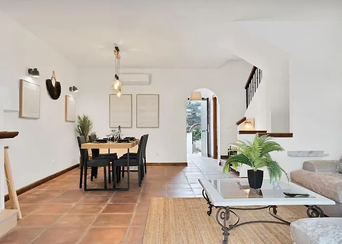 Adosado Con Solarium Y Piscina En - Vistamar 16 شقة ماربيا