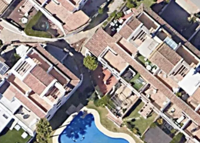 Adosado Con Solarium Y Piscina En - Vistamar 16 *