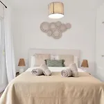 Adosado Con Solarium Y Piscina En - Vistamar 16 Marbella